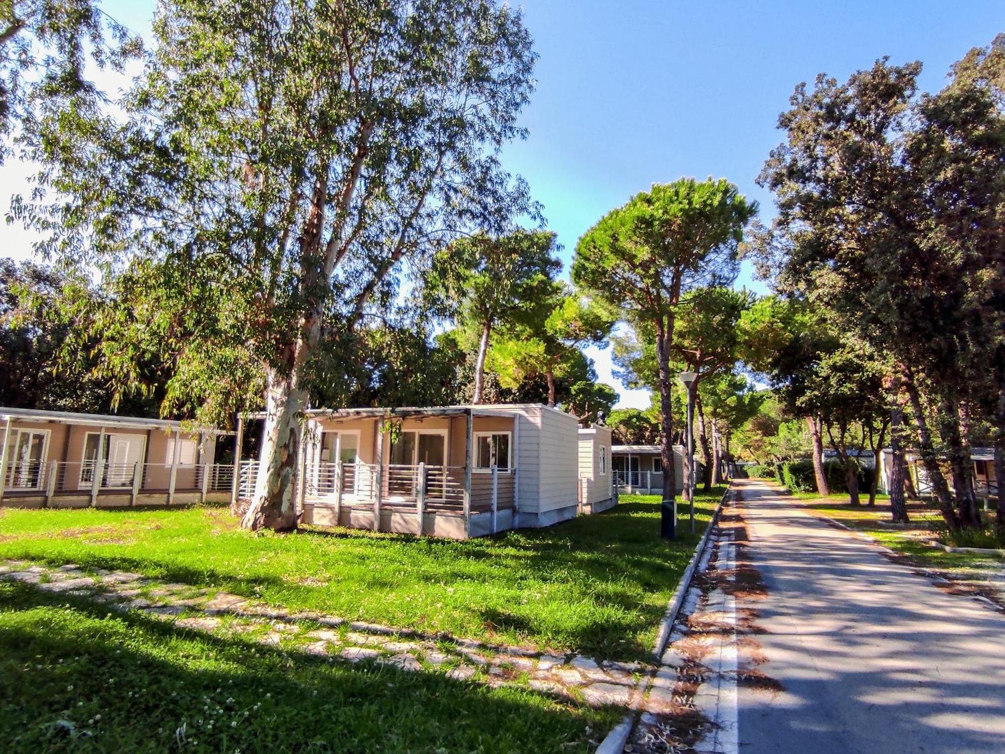 Small Camp Baia Domizia Esterno foto