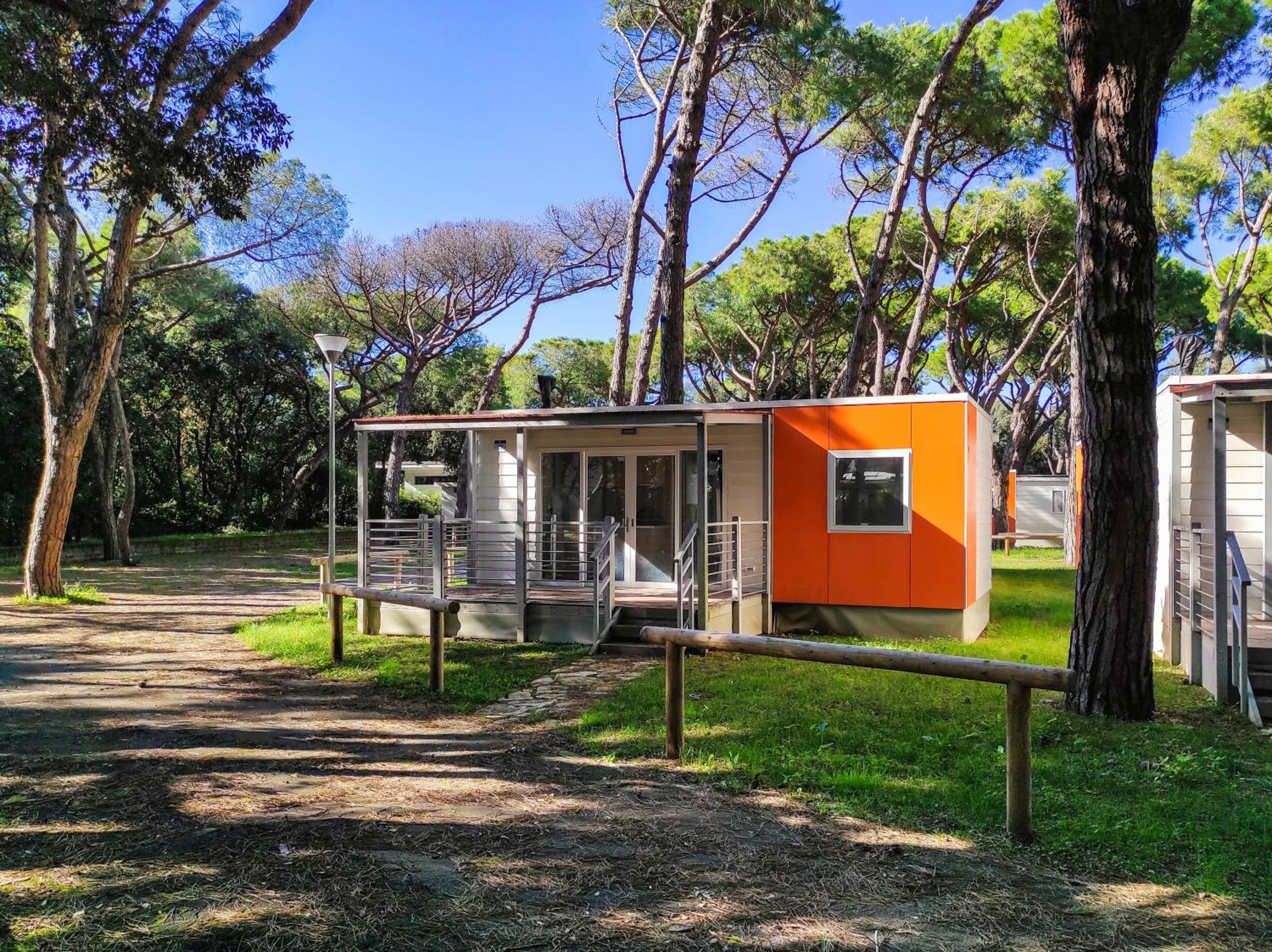 Small Camp Baia Domizia Esterno foto